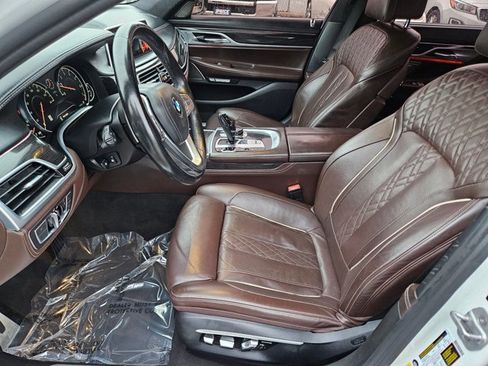 Used 2016 BMW 750i xDrive image 18