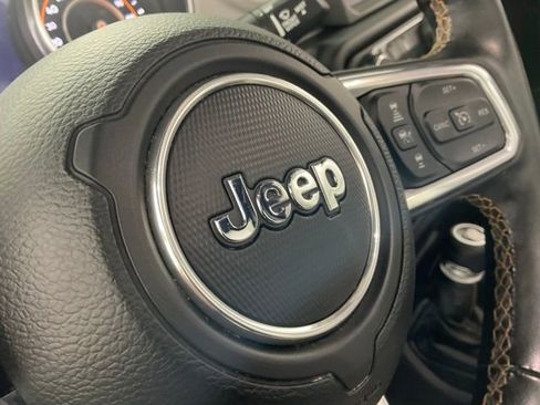 Used 2021 Jeep Gladiator Overland image 44