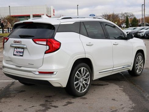 Used 2023 GMC Terrain Denali w/ Denali Premium Package image 6