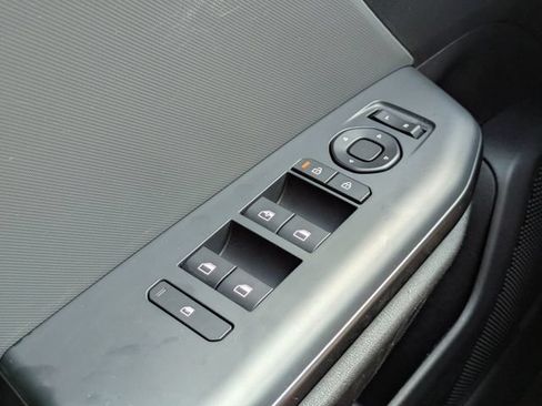 Used 2025 Kia K4 FWD image 23