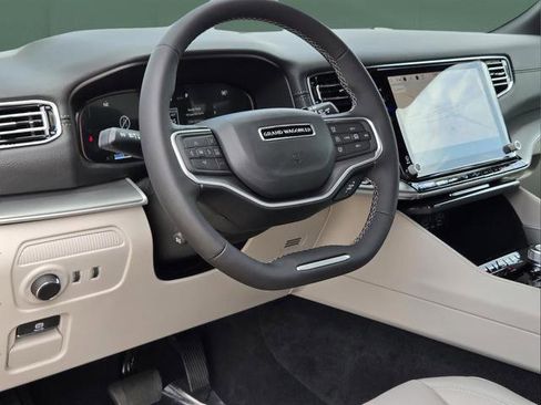 New 2026 Jeep Grand Wagoneer L 2WD image 19