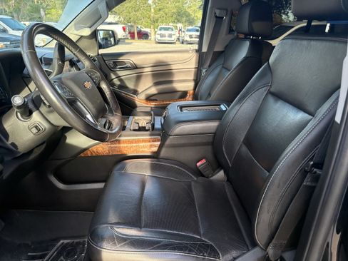 Used 2018 Chevrolet Tahoe Premier RWD image 10