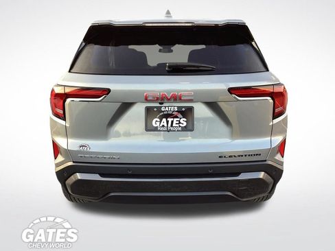Used 2025 GMC Terrain Elevation FWD image 8