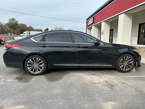 Used 2015 Hyundai Genesis 3.8 w/ Option Group 03 image 5