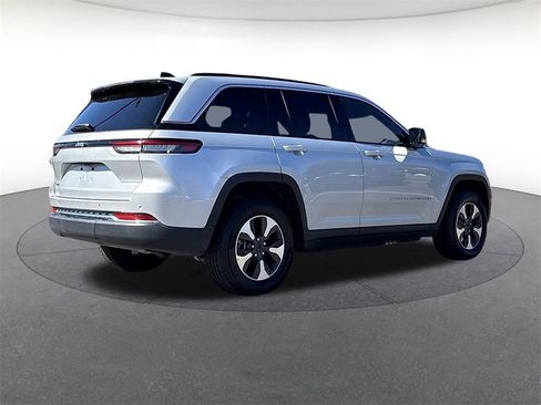 Used 2024 Jeep Grand Cherokee Limited 4xe image 5