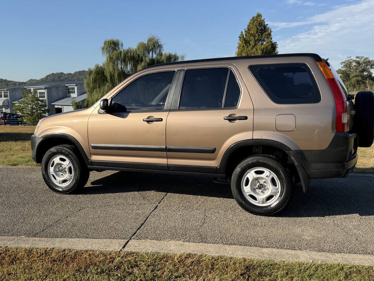 Used 2003 Honda CR-V LX image 5