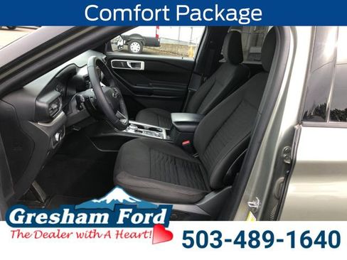 Used 2020 Ford Explorer XLT w/ Comfort Package image 11