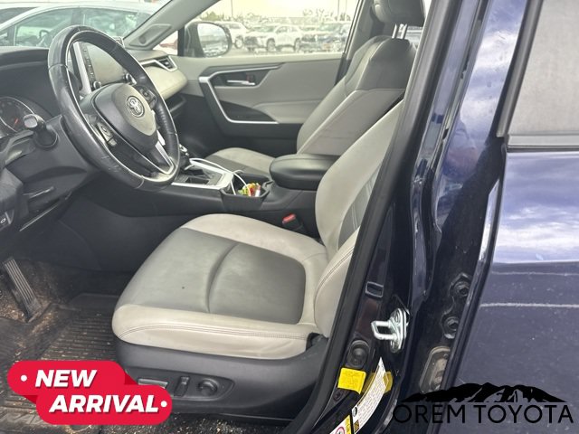 Used 2019 Toyota RAV4 XLE Premium w/ Cold Weather Package FWD image 15