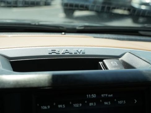 Used 2020 RAM 1500 Big Horn RWD image 39