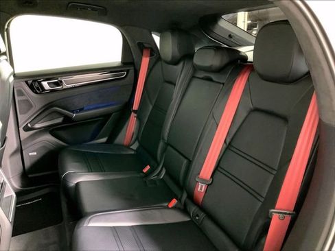 Certified 2021 Porsche Cayenne GTS AWD/4WD image 22