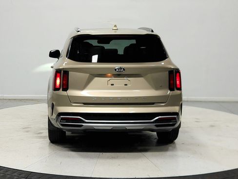 Used 2021 Kia Sorento S w/ Panoramic Sunroof Package FWD image 7