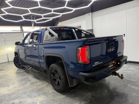 Used 2017 GMC Sierra 1500 SLT AWD/4WD image 5