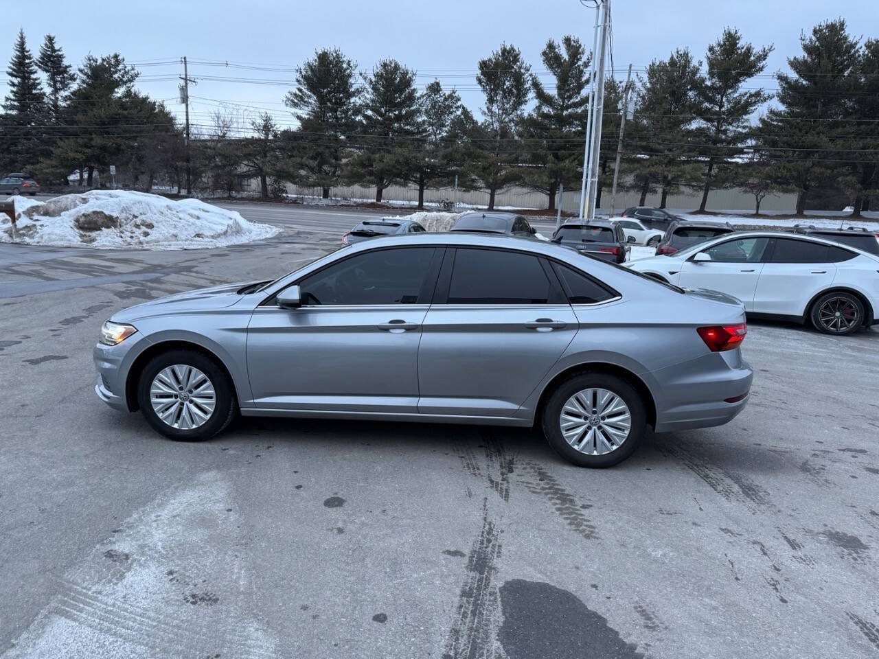 Used 2019 Volkswagen Jetta S w/ Driver Assistance Package FWD image 9
