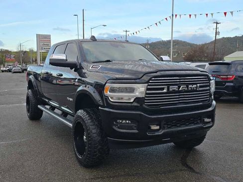 Used 2019 RAM 3500 Laramie image 7