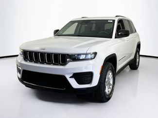 Used 2023 Jeep Grand Cherokee Laredo video 1