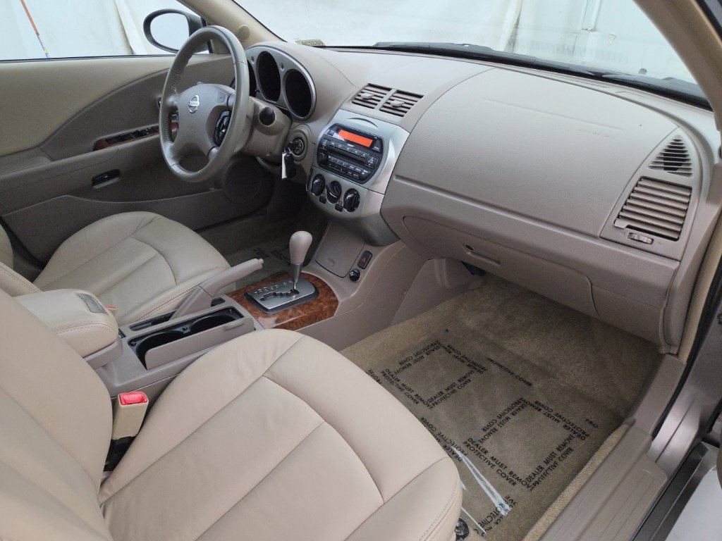 Used 2004 Nissan Altima 2.5 SL FWD image 14