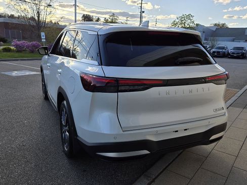 New 2027 INFINITI QX60 Luxe w/ Cargo Package AWD/4WD image 12
