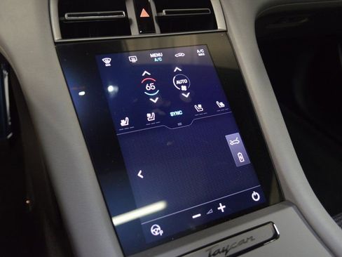 New 2025 Porsche Taycan 4 AWD/4WD image 33