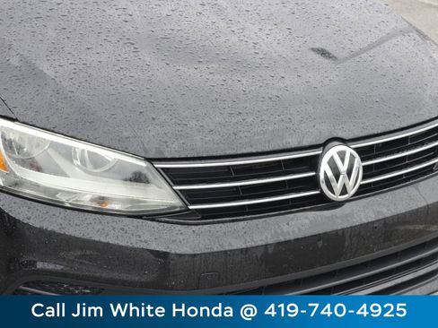 Used 2015 Volkswagen Jetta S image 11