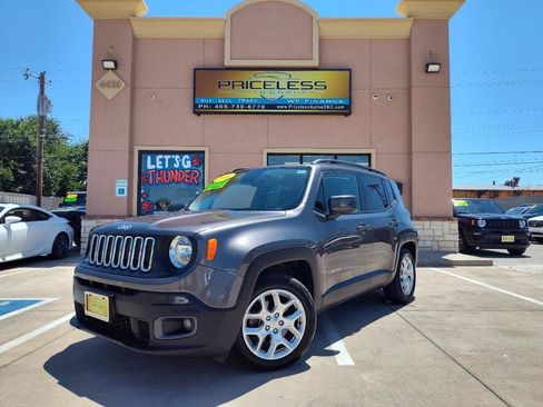 Used 2016 Jeep Renegade Latitude FWD image 1