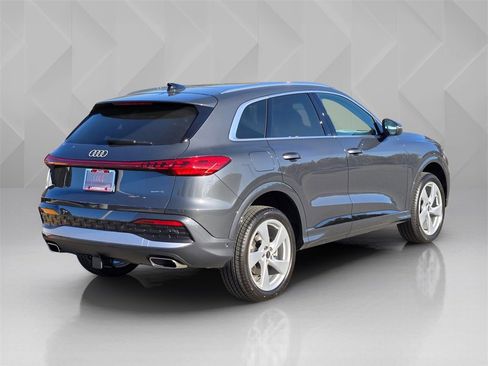 New 2025 Audi Q5 Premium Plus image 6