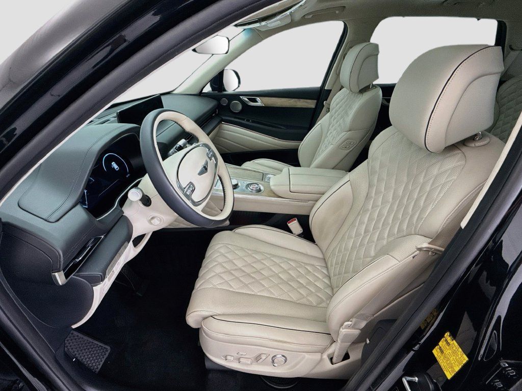 Used 2023 Genesis GV80 3.5T w/ Prestige Package AWD/4WD image 18