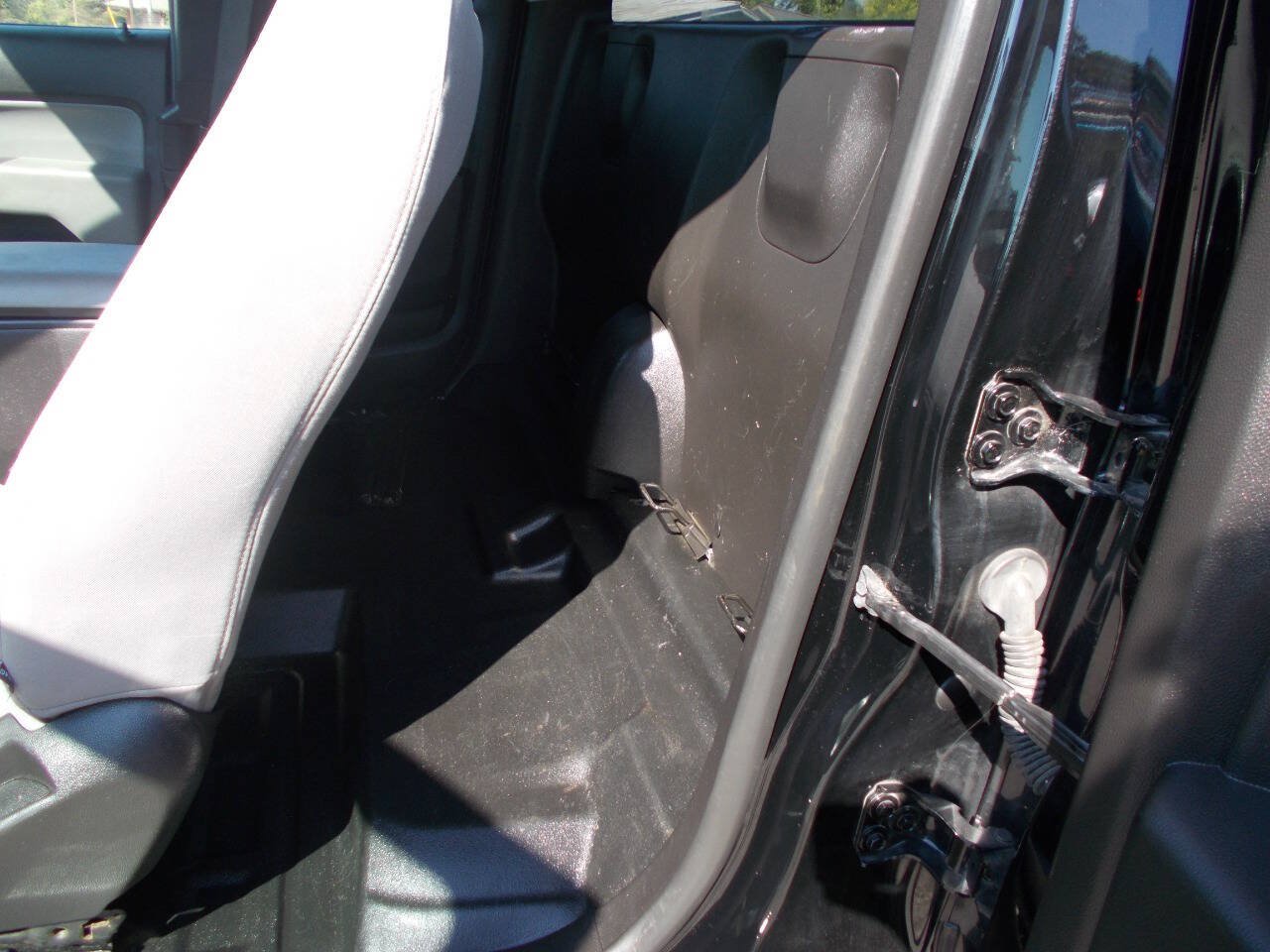 Used 2019 Chevrolet Colorado W/T RWD image 7