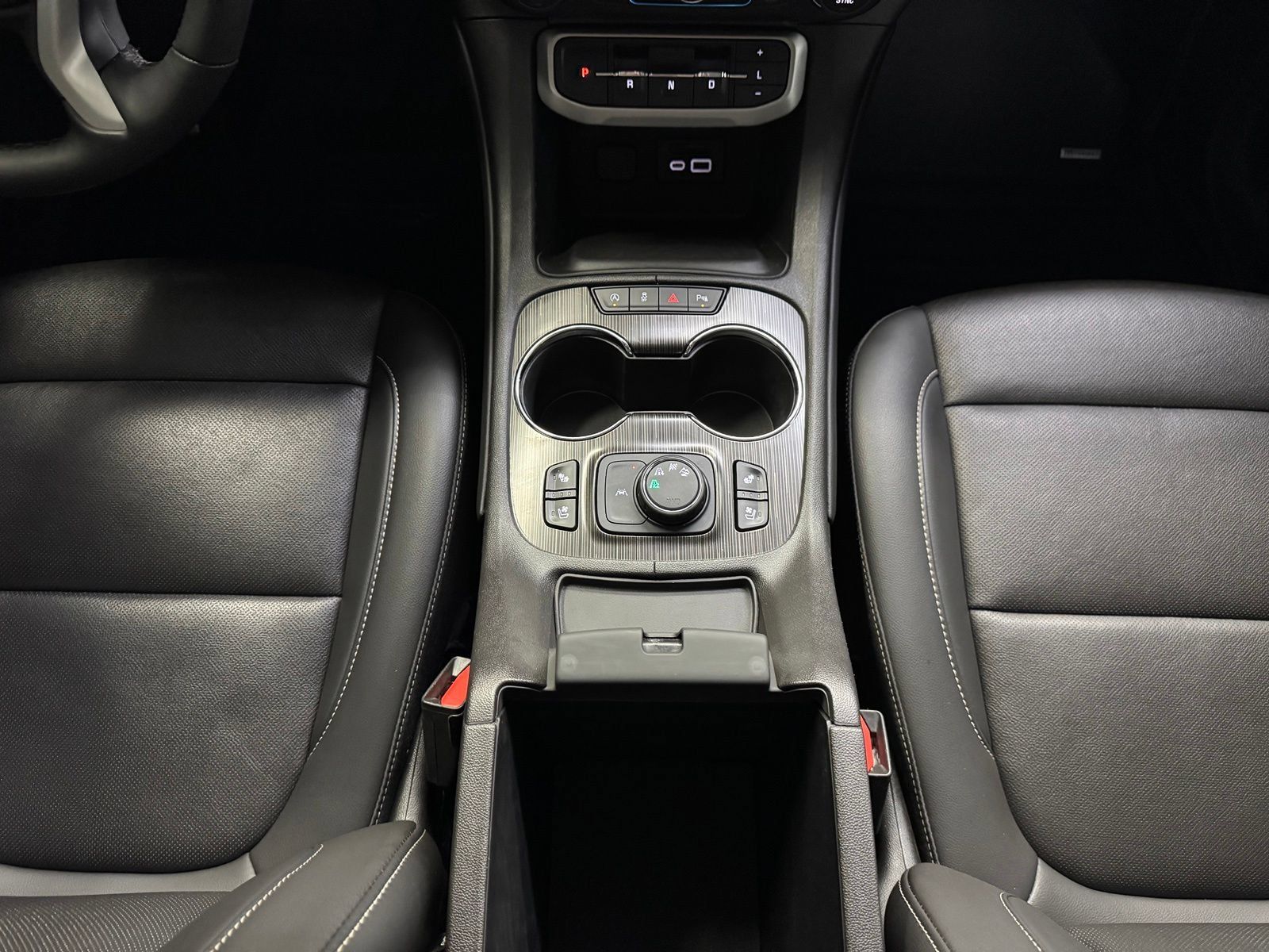 Used 2023 GMC Acadia SLT w/ Preferred Package AWD/4WD image 31