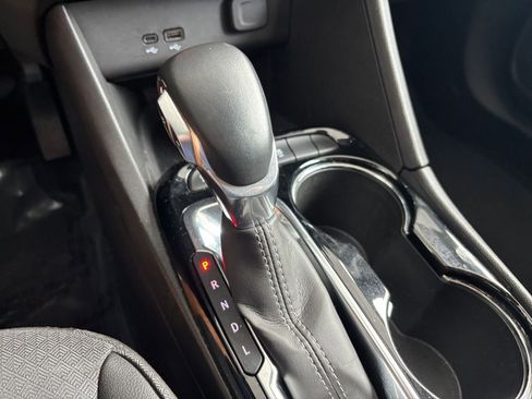 Used 2025 Buick Encore GX Preferred FWD image 43
