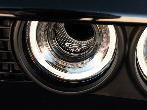 Used 2019 Dodge Challenger SRT Hellcat w/ Laguna Leather Package image 28