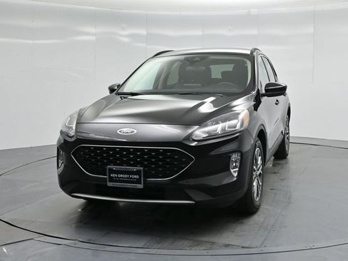 Certified 2020 Ford Escape SEL image 59