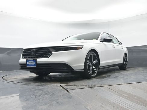 Certified 2023 Honda Accord Sport image 28