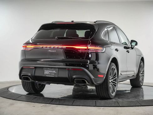 Certified 2026 Porsche Macan AWD/4WD image 7
