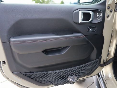 Used 2022 Jeep Gladiator Rubicon w/ LED Lighting Group image 23