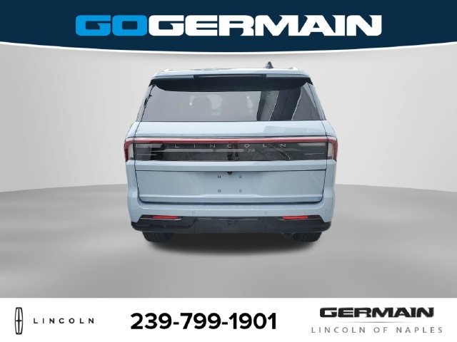 New 2027 Lincoln Navigator Premiere AWD/4WD image 9