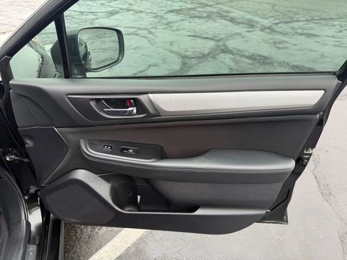 Used 2018 Subaru Legacy 2.5i Premium w/ Eyesight & BSD & Rcta & HBA image 17