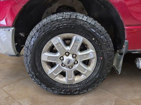 Used 2014 Ford F150 XLT w/ Equipment Group 302A Luxury image 9