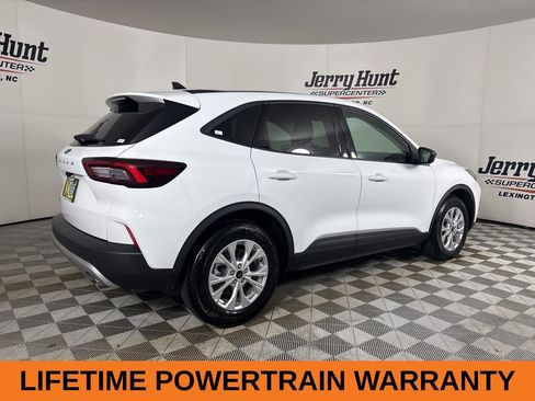 Used 2025 Ford Escape Active image 5