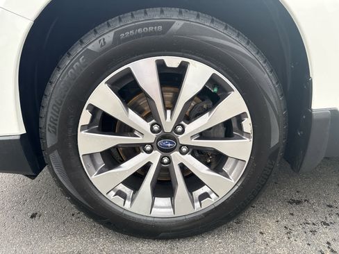 Used 2018 Subaru Outback 3.6R Touring image 9