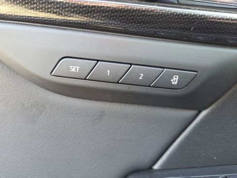 Used 2021 Buick Envision Essence image 10