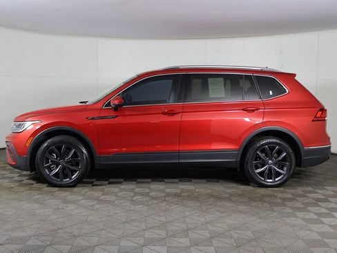 Used 2023 Volkswagen Tiguan SE FWD image 17