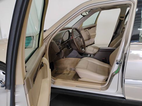 Used 1996 Mercedes-Benz C 280 Sedan image 23