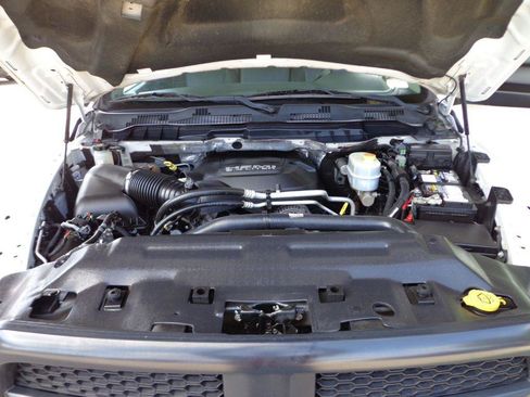 Used 2018 RAM 2500 Tradesman AWD/4WD image 11