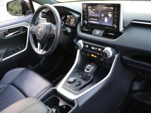 Used 2020 Toyota RAV4 XSE w/ XSE Grade Weather Package AWD/4WD image 12