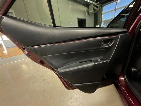 Used 2017 Toyota Corolla SE 50th Anniversary image 15