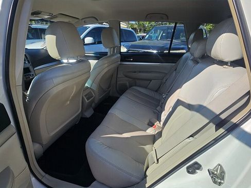 Used 2012 Subaru Outback 2.5i image 9