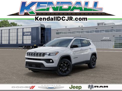 New 2025 Jeep Compass Latitude w/ Sun & Sound Group AWD/4WD image 1
