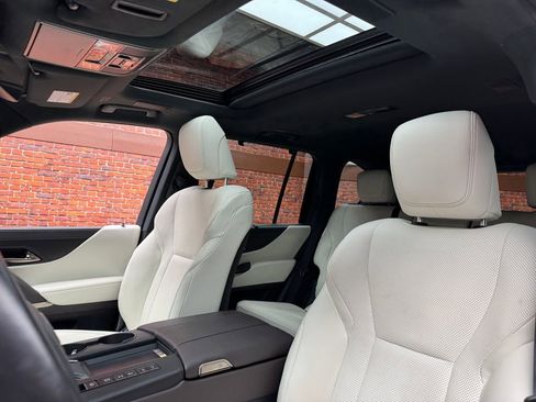 Used 2024 Lexus LX 600 4WD w/ Appearance Package image 3