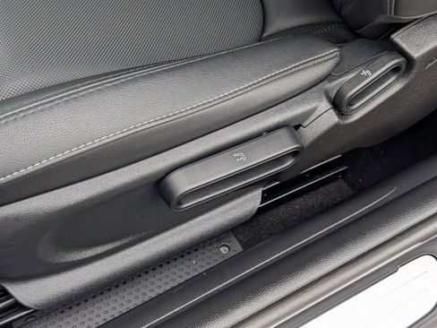 Used 2023 MINI Cooper SE FWD image 18