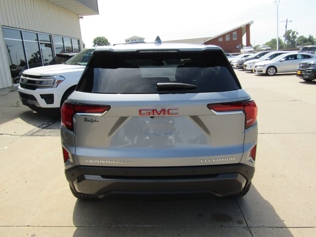 New 2027 GMC Terrain Elevation AWD/4WD image 4